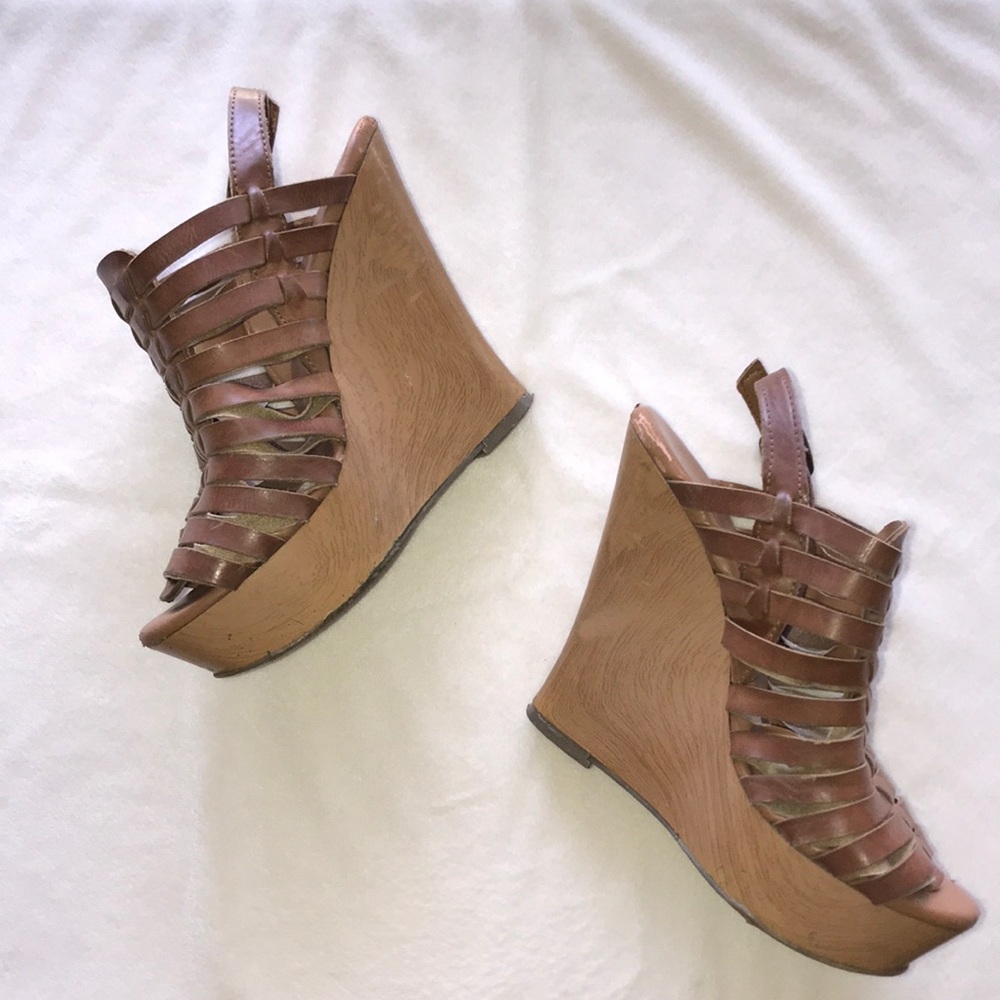 Mossimo Wedge Sandal Heels Tan